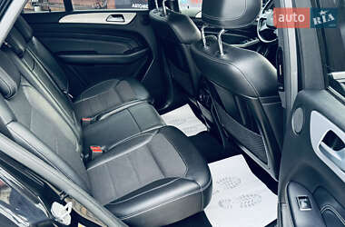 Внедорожник / Кроссовер Mercedes-Benz M-Class 2012 в 