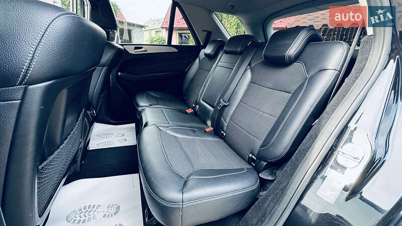 Внедорожник / Кроссовер Mercedes-Benz M-Class 2012 в Сваляве