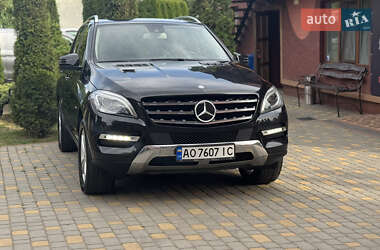 Внедорожник / Кроссовер Mercedes-Benz M-Class 2012 в 