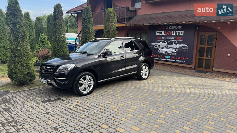 Внедорожник / Кроссовер Mercedes-Benz M-Class 2012 в Сваляве