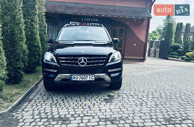 Внедорожник / Кроссовер Mercedes-Benz M-Class 2012 в 