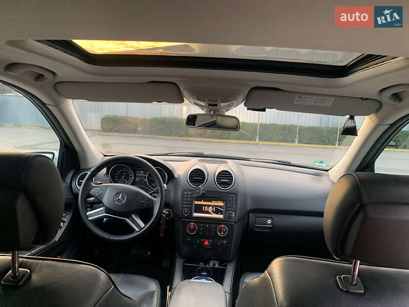 Внедорожник / Кроссовер Mercedes-Benz M-Class 2008 в Черновцах