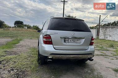 Внедорожник / Кроссовер Mercedes-Benz M-Class 2006 в 