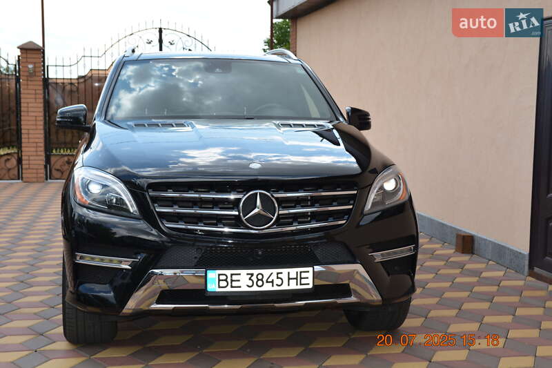 Позашляховик / Кросовер Mercedes-Benz M-Class 2014 в Первомайську