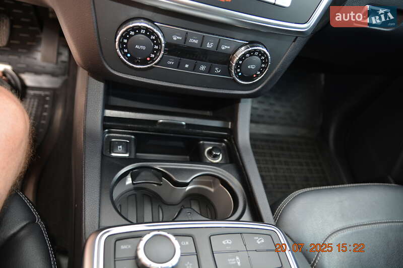 Позашляховик / Кросовер Mercedes-Benz M-Class 2014 в Первомайську
