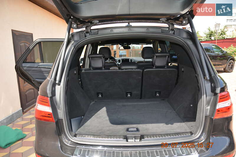 Позашляховик / Кросовер Mercedes-Benz M-Class 2014 в Первомайську
