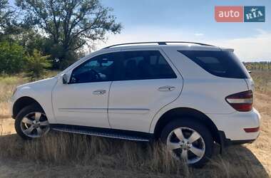 Внедорожник / Кроссовер Mercedes-Benz M-Class 2008 в 