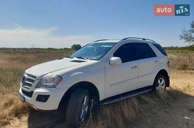 Внедорожник / Кроссовер Mercedes-Benz M-Class 2008 в 