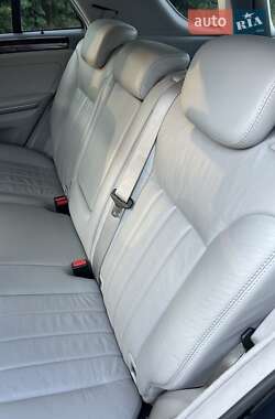 Внедорожник / Кроссовер Mercedes-Benz M-Class 2006 в 