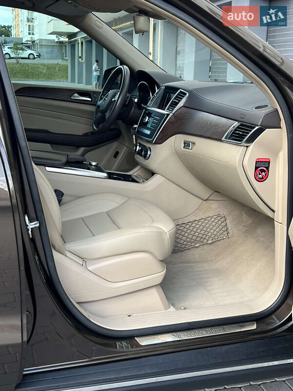 Внедорожник / Кроссовер Mercedes-Benz M-Class 2013 в Виннице
