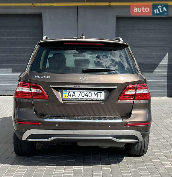 Внедорожник / Кроссовер Mercedes-Benz M-Class 2013 в Виннице