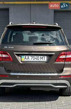 Внедорожник / Кроссовер Mercedes-Benz M-Class 2013 в 