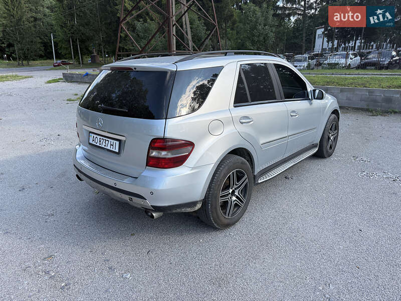 Позашляховик / Кросовер Mercedes-Benz M-Class 2007 в Хмільнику