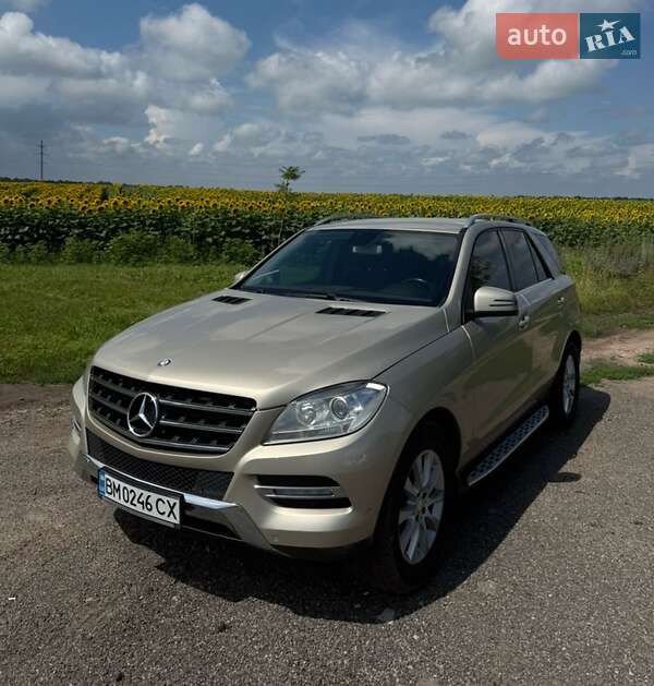 Позашляховик / Кросовер Mercedes-Benz M-Class 2011 в Конотопі
