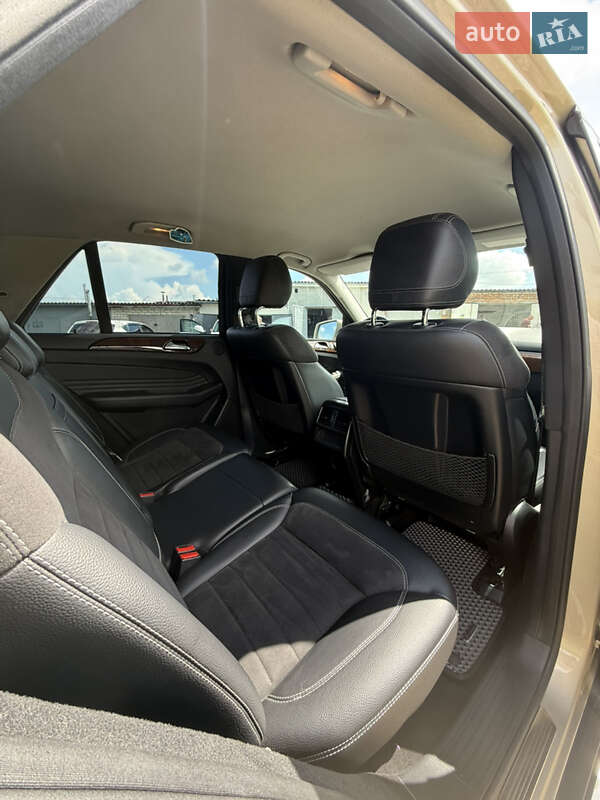 Позашляховик / Кросовер Mercedes-Benz M-Class 2011 в Конотопі
