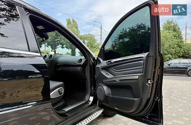 Внедорожник / Кроссовер Mercedes-Benz M-Class 2011 в 