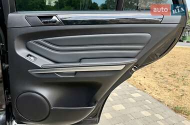Внедорожник / Кроссовер Mercedes-Benz M-Class 2011 в 