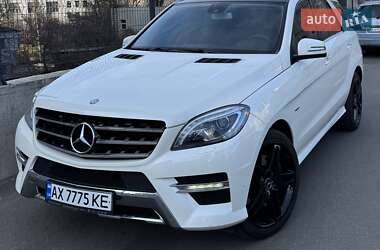 Позашляховик / Кросовер Mercedes-Benz M-Class 2012 в Києві