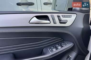 Позашляховик / Кросовер Mercedes-Benz M-Class 2012 в 
