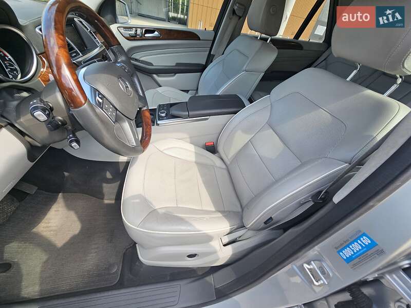 Внедорожник / Кроссовер Mercedes-Benz M-Class 2012 в Чопе