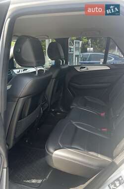Внедорожник / Кроссовер Mercedes-Benz M-Class 2012 в 