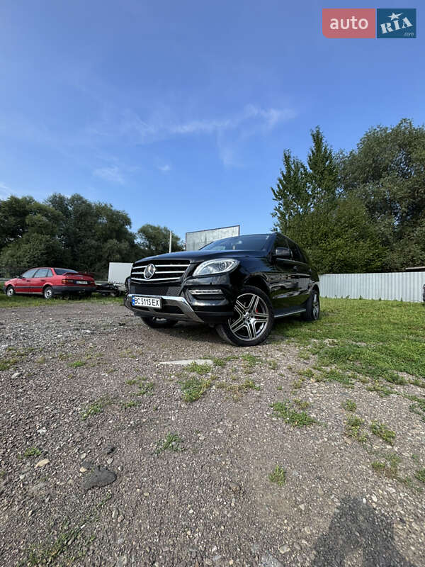 Внедорожник / Кроссовер Mercedes-Benz M-Class 2015 в Жидачове