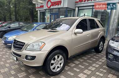 Позашляховик / Кросовер Mercedes-Benz M-Class 2006 в Києві