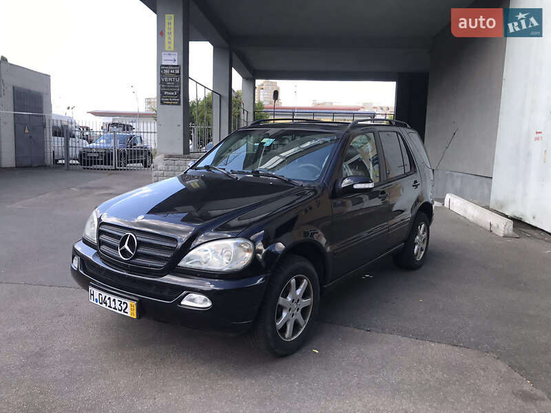 Mercedes-Benz M-Class 2002