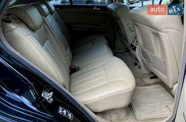Внедорожник / Кроссовер Mercedes-Benz M-Class 2006 в 