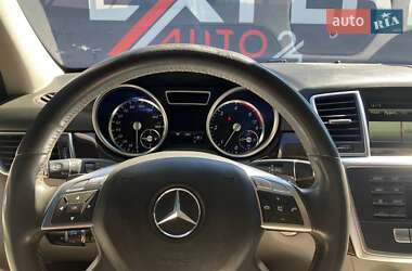 Внедорожник / Кроссовер Mercedes-Benz M-Class 2013 в 