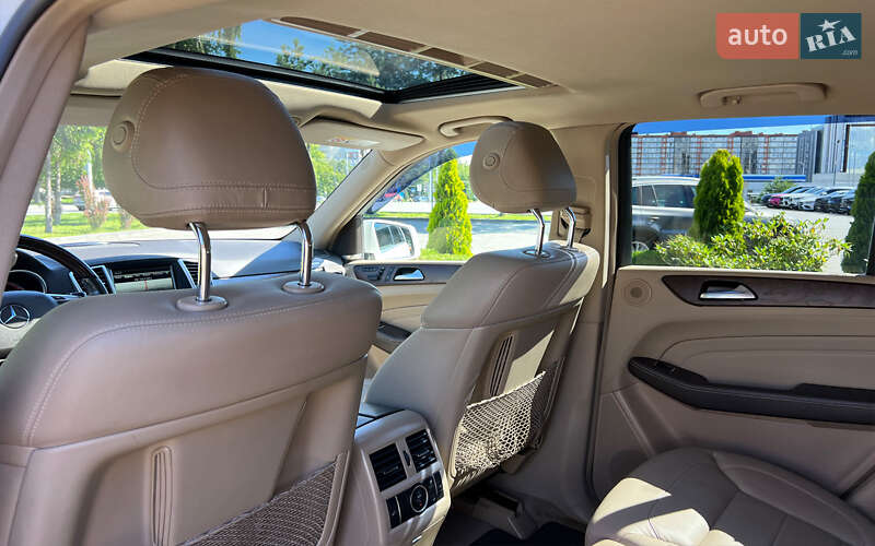 Внедорожник / Кроссовер Mercedes-Benz M-Class 2014 в Львове