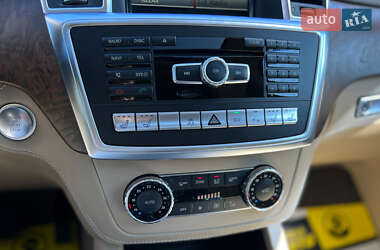 Внедорожник / Кроссовер Mercedes-Benz M-Class 2014 в 
