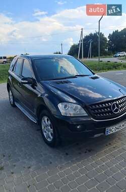 Внедорожник / Кроссовер Mercedes-Benz M-Class 2006 в 