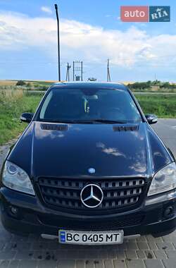Внедорожник / Кроссовер Mercedes-Benz M-Class 2006 в 