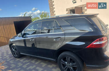 Внедорожник / Кроссовер Mercedes-Benz M-Class 2014 в 