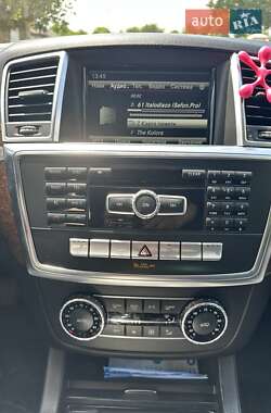 Внедорожник / Кроссовер Mercedes-Benz M-Class 2014 в 