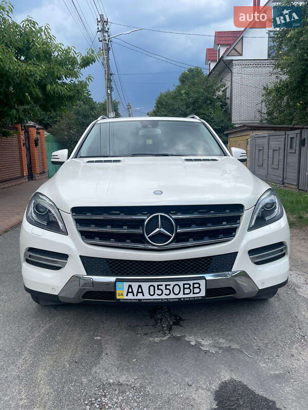 Mercedes-Benz M-Class 2013