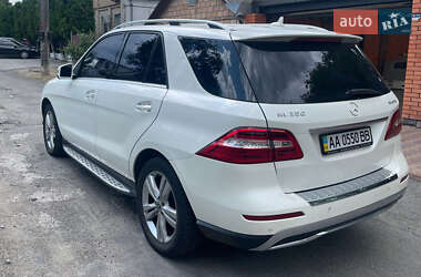 Внедорожник / Кроссовер Mercedes-Benz M-Class 2013 в 
