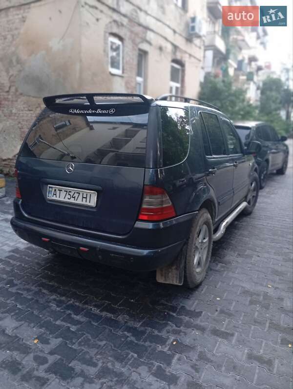 Внедорожник / Кроссовер Mercedes-Benz M-Class 2001 в Ивано-Франковске