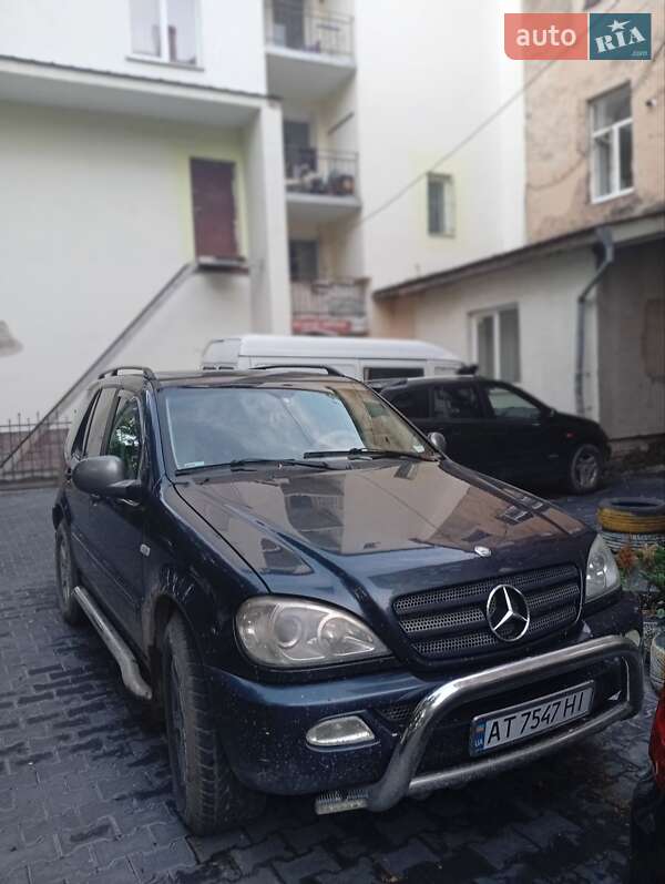 Внедорожник / Кроссовер Mercedes-Benz M-Class 2001 в Ивано-Франковске