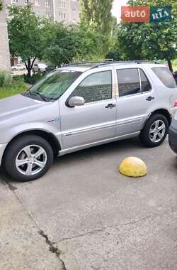 Внедорожник / Кроссовер Mercedes-Benz M-Class 2003 в 