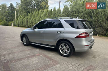 Внедорожник / Кроссовер Mercedes-Benz M-Class 2014 в 