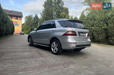 Внедорожник / Кроссовер Mercedes-Benz M-Class 2014 в 