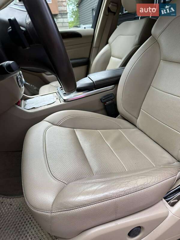 Внедорожник / Кроссовер Mercedes-Benz M-Class 2015 в Звягеле фото 22 Внедорожник / Кроссовер Mercedes-Benz M-Class 2015 в Звягеле