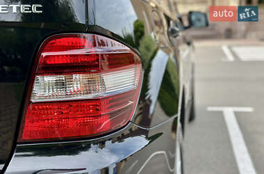 Внедорожник / Кроссовер Mercedes-Benz M-Class 2011 в 