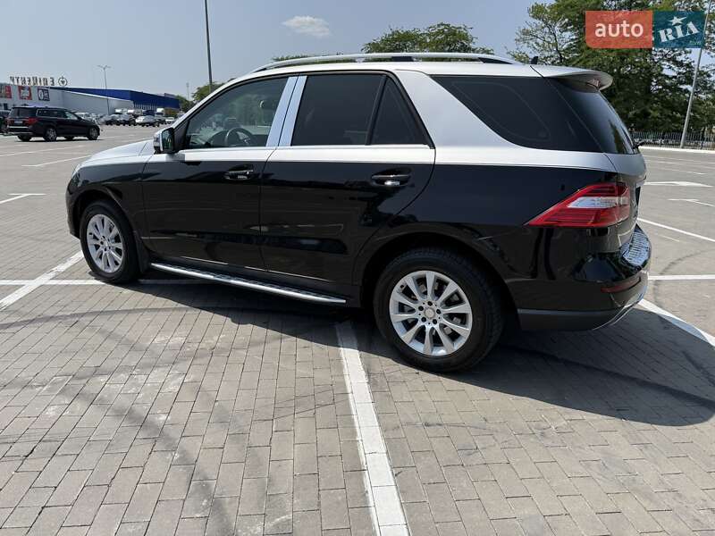 Внедорожник / Кроссовер Mercedes-Benz M-Class 2013 в Одессе