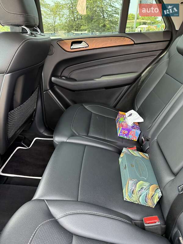 Внедорожник / Кроссовер Mercedes-Benz M-Class 2013 в Одессе