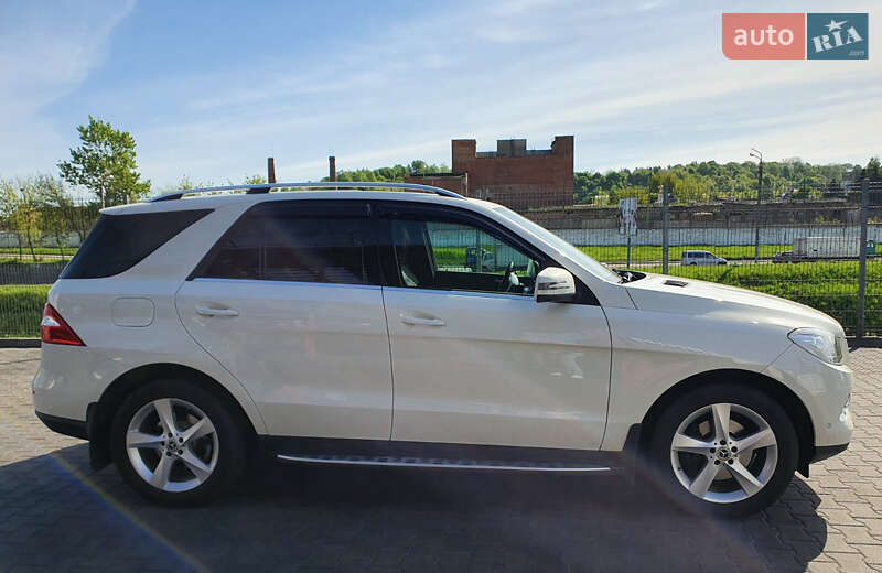 Внедорожник / Кроссовер Mercedes-Benz M-Class 2012 в Львове