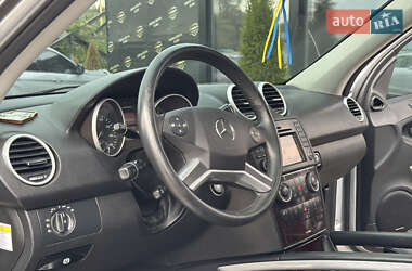 Внедорожник / Кроссовер Mercedes-Benz M-Class 2010 в 
