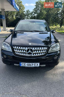 Внедорожник / Кроссовер Mercedes-Benz M-Class 2006 в 